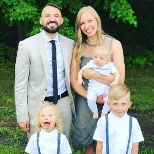 Meet your Posher, Kim